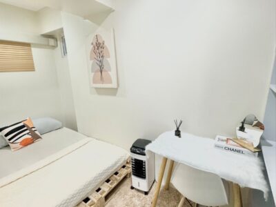 Cozy 2BR w/ Breathtaking View - Photo 26